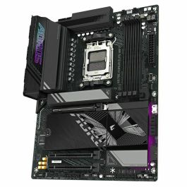 Gigabyte X870E AORUS ELITE WIFI7 Placa Base