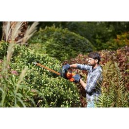 Black+Decker BEHTS301 Cortasetos Eléctrico 50cm de Cuchilla 500W con Hoja de Sierra Black+Decker BEHTS301 Cortasetos Eléctrico 50cm de Cuchilla 500W con Hoja de Sierra