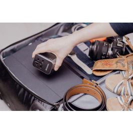 Verbatim Uta-03 Adaptador Universal De Viaje Con 1 Puerto Usb-C - 2 Puerto Usb-A - 2 Puerto Usb-C