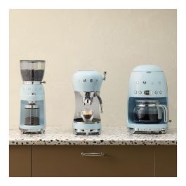 Smeg ECF02PBEU Máquina Espresso, 1.1L, 1350W, Pastel Blue