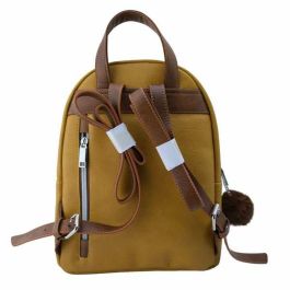 Mochilita pu ocre pokémon premium con bolsillo delantero y trasero.28 x 22 x 11 cm. Mochilita pu ocre pokémon premium con bolsillo delantero y trasero.28 x 22 x 11 cm.