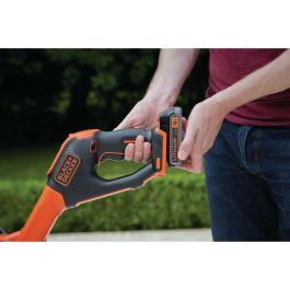 Black+Decker STC1820EPC Cortadora Inalámbrica 18V Litio 2Ah - Recortadora de Jardín 28cm Corte, 2 Velocidades Eco-Turbo, Cabezal Giratorio