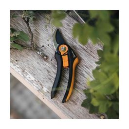 Fiskars P541 Tijera de podar Bypass Plus SmartFit para jardín, aluminio y acero, 201 mm, corte hasta 24 mm