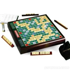Megableu Scrabble Prestige - Juego de Mesa Versión de Lujo con Tablero Elevado para Estabilidad de Letras y Acabado Caoba Megableu Scrabble Prestige - Juego de Mesa Versión de Lujo con Tablero Elevado para Estabilidad de Letras y Acabado Caoba