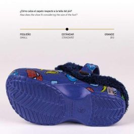 Cerdá Zapatillas de Casa Zueco Borreguillo Avengers Talla 32/33