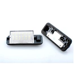 M-Tech LD-3528 Plafón de matrícula LED con 18x SMD 3528, 12V, Homologado ECE, para BMW Serie 1 E87/E81/E82/E88, Serie 6 E63/E64, Z4 E85/E86 (Kit 2 Unds.)