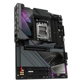 Gigabyte GA-X870E AORUS MASTER ATX Placa Base Socket AM5 para CPUs AMD Ryzen 9000, DDR5 8600MHz OC, Wi-Fi 7, LAN 5GbE, USB 4