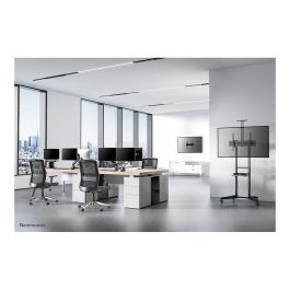 Neomounts FL50-550BL1 Soporte Móvil para Pantalla, Carro con Ruedas para TV/Monitor 37-70", Soporta 50 kg, VESA 100x100-600x400, Incluye Estante, Altura Ajustable - Negro