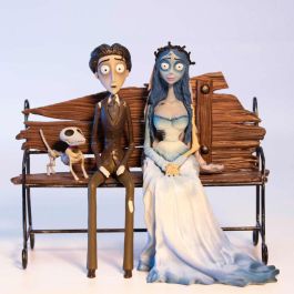 SD TOYS Figura La Novia Cadáver Victor Van Dort y Emily en Banco Ataúd 1:10, Detalles Película Tim Burton Precio: 50.79000047. SKU: B1DLZCGREB