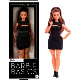 Barbie JBH73 Muñeca Signature Basics Curvy Modelo 05 Elegante Chic Vestido Negro Tacones +6 Años Mattel Precio: 35.95000024. SKU: B1DQSX5J99