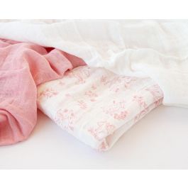 Set De 3 Muselinas Rosa, Blanco Y Estampado De Animalitos 70x70 cm