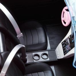 Barbie Convertible Rosa para Muñecas - Coche Deportivo con Ruedas que Giran, Capacidad para 2 Muñecas y Detalles Realistas