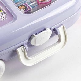 Cerdá Set de Papelería Coloreable Trolley Gabby's Dollhouse Morado. Ideal para Niños +3 años. Dimensiones 22x25.5x9 cm.