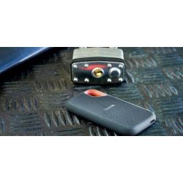 SanDisk Extreme Portable SSD 1000 GB Negro - SDSSDE61-1T00-G25, USB Tipo C, Lectura 1050 MB/s, Escritura 1000 MB/s, Resistente al Agua y Polvo SanDisk Extreme Portable SSD 1000 GB Negro - SDSSDE61-1T00-G25, USB Tipo C, Lectura 1050 MB/s, Escritura 1000 MB/s, Resistente al Agua y Polvo
