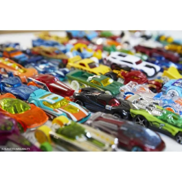 Hot Wheels Pack 20 Vehículos H7045 Coches a Escala 1:64 para Niños y Coleccionistas