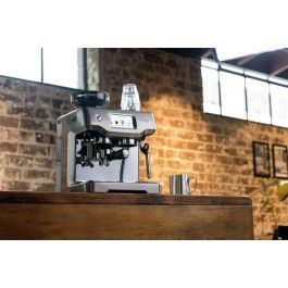 Sage SES880BSS4EEU1 Cafetera Barista Touch™ con Pantalla Táctil, Texturización Automática de Leche y Sistema ThermoJet Sage SES880BSS4EEU1 Cafetera Barista Touch™ con Pantalla Táctil, Texturización Automática de Leche y Sistema ThermoJet