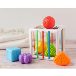KioKids Cubo de Actividades para Bebés +12 meses con 6 Piezas Encajables de Formas Geométricas y Tiras Elásticas Multicolor