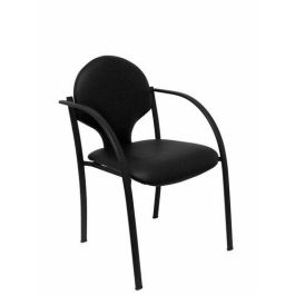 Silla Piqueras Y Crespo Hellin Confidente Ergonomica Con Brazos Fijos Apilable Estructura Negra Asiento Y Respaldo Tapizados Piel Negro Pack De 2 (Set de 2) Precio: 233.59000027. SKU: S5703649