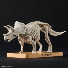 BANDAI HOBBY Maqueta Plannosaurus Triceratops Montaje Fácil Sin Herramientas