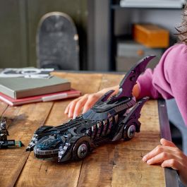 LEGO 76304 Batmóvil de Batman Forever DC Comics, Coche de Juguete de Superhéroes para Coleccionistas