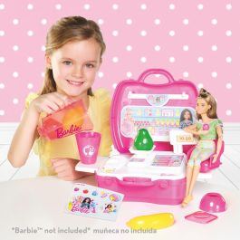 Barbie 00927 Maletín de Zumos y Batidos Smoothie con +20 Accesorios para Muñeca Incluye Asiento Juego Niños +3 Años Barbie 00927 Maletín de Zumos y Batidos Smoothie con +20 Accesorios para Muñeca Incluye Asiento Juego Niños +3 Años