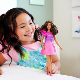 Muñeca Barbie Fashionista Curvilínea Pelo Castaño Hrh22