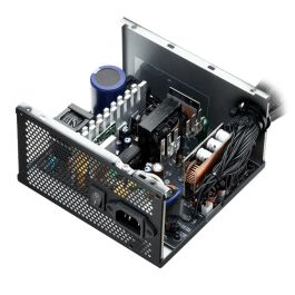 XPG KYBER 750W Unidad de Fuente de Alimentación PC ATX 3.0 80 PLUS Gold No Modular 12VHPWR Negra