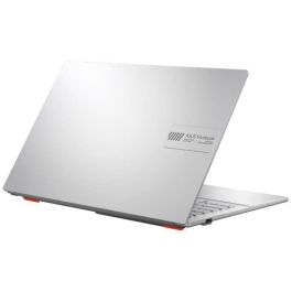 Portátil ASUS VivoBook 15 OLED S1504 | Windows 11 - Pantalla FHD de 15,6" - AMD Ryzen 5 7520U - 16 GB de RAM - SSD de 512 GB Portátil ASUS VivoBook 15 OLED S1504 | Windows 11 - Pantalla FHD de 15,6" - AMD Ryzen 5 7520U - 16 GB de RAM - SSD de 512 GB