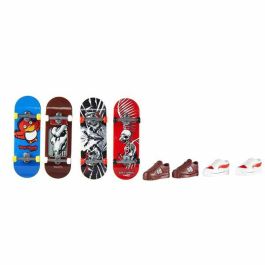 Hot Wheels HGT84 Caja de 4 patines y zapatos Tony Hawk Precio: 26.94999967. SKU: B16GC5J345