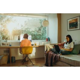 HP E27 G4 FHD Monitor IPS Full HD de 27" (68.6cm) 1920x1080 con HP Eye Ease y ergonomía optimizada, 5ms HP E27 G4 FHD Monitor IPS Full HD de 27" (68.6cm) 1920x1080 con HP Eye Ease y ergonomía optimizada, 5ms