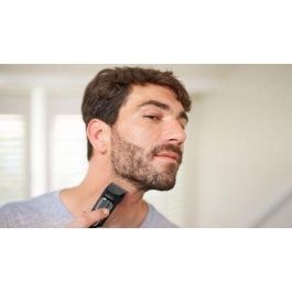 Philips MG-3730/15 Cortapelos Multigroom Series 3000 8 en 1 con Cuchillas Autoafilables, Batería 60min, 11 Accesorios para Barba, Pelo, Nariz y Orejas