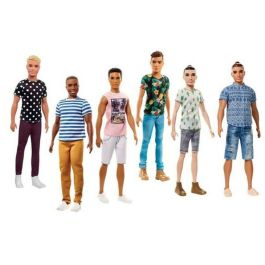 Barbie HRH25 Muñeco Ken Fashionistas rubio, estilo Western con camisa azul índigo, pantalones blancos y botines negros