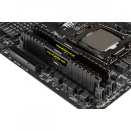 Corsair Vengeance LPX CMK32GX4M2Z3600C18 Memoria RAM 32GB (2x16GB) DDR4 3600MHz DIMM Corsair Vengeance LPX CMK32GX4M2Z3600C18 Memoria RAM 32GB (2x16GB) DDR4 3600MHz DIMM