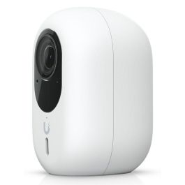 Ubiquiti Cámara 4K 8MP WiFi Plug-and-Play con IA y Audio Bidireccional IPX5 IK04