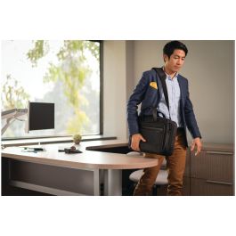 Kensington Contour 2.0 Business Maletín para Portátil 15.6 pulgadas Negro Ergonómico, con Bolsillo de Seguridad RFID y Cremallera Antipunzadas