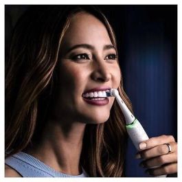 Cepillo de dientes eléctrico - ORAL-B - iO10 Stardust Blanco - Oscilo-rotaciones - Funciona con pilas