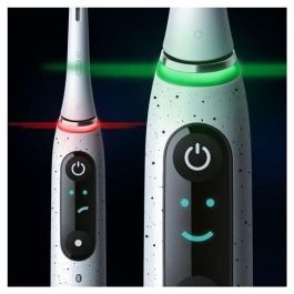 Cepillo de dientes eléctrico - ORAL-B - iO10 Stardust Blanco - Oscilo-rotaciones - Funciona con pilas