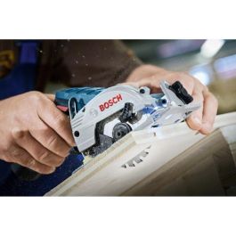 Bosch Professional GKS 12V-26 Sierra Circular Inalámbrica Profesional Compacta 1,4 kg 2x3.0Ah L-BOXX con Indicador de Carga