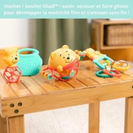 Disney Baby DIS0074451174542 - Set Regalo Nacimiento Bebé Winnie the Pooh 5 Juguetes: Mordedor, Pelota, Sonajero, Clip Cochecito