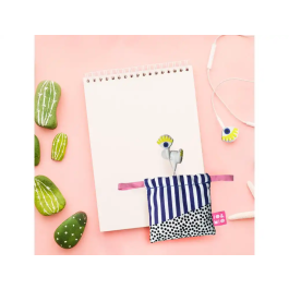 Wondee Oh Yeah Sure Auriculares Estéreo con Micrófono, Blanco, Jack 3.5mm, Cable, Impedancia 16 Ohms, Respuesta 20Hz-20kHz, Bolsa de Tela Incluida