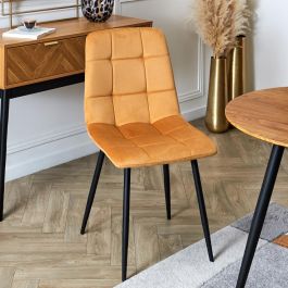 Home Deco Factory Silla Essentiel Mateo Amarillo Mostaza Estructura Madera Patas Hierro Tapizado Poliester