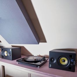 Hercules Monitor de Estudio 5 (Par) - 80W RMS (x2), 160W Pico, Biamplificado LF50W/HF30W, Woofer 5" Kevlar para Mezcla