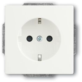 BUSCH-JAEGER 20 EUCKS-884 Enchufe CEE 7/3 Blanco 1 Toma 2P+E 250V 16A Future Linear Precio: 24.4783. SKU: B17S3YRNML