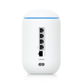 Ubiquiti UDR7 Cloud Gateway WiFi 7 Desktop con PoE, 10G SFP+, 2.5 GbE RJ45, 160m², Almacenamiento microSD, UniFi