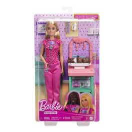 Barbie Set de Juego Pediatra con Bebé, Muebles y 4 Accesorios Médicos para Niños de 3 Años+