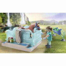 Playmobil 71352 Clínica Veterinaria Waterfall con Caballos y Amigos para Niños +4 Años