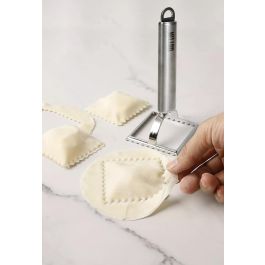 Corta Pasta Ravioli Cuadrado Quttin (24 Unidades) Corta Pasta Ravioli Cuadrado Quttin (24 Unidades)