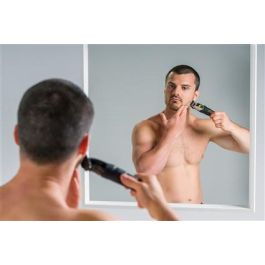 Wahl 09893-0440 Cortabarbas Expreme Grip con Agarre de Silicona y Cuchillas de Precisión, 0.5-9mm