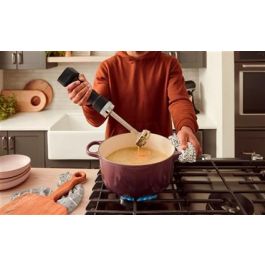 Batidora de Mano Inalámbrica Kitchenaid 12V con Accesorios - Negro Mate | Incluye Picadora y Vaso Medidor 1L Batidora de Mano Inalámbrica Kitchenaid 12V con Accesorios - Negro Mate | Incluye Picadora y Vaso Medidor 1L
