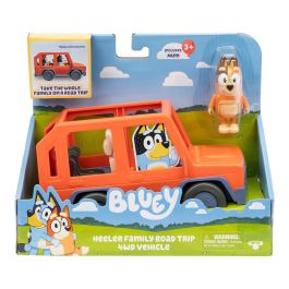 MOOSE 17661 Bluey 4x4 Todoterreno Familia Heeler con figura articulada de Chilli